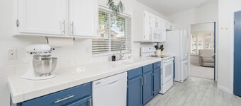 Sonoran Sun Spot - Quiet Neighborhood - Sunroom