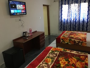 9 dormitorios, tabla de planchar con plancha, wifi y ropa de cama