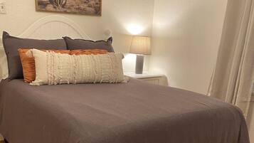 3 bedrooms, WiFi, bed sheets