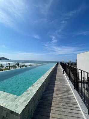 Pool - Apto Térreo 02 Suites Frente Mar - Ubatuba - Praia Grande (Praia Grande Ubatuba)