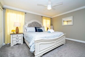 4 Schlafzimmer, Bügeleisen/Bügelbrett, Reisekinderbett, WLAN