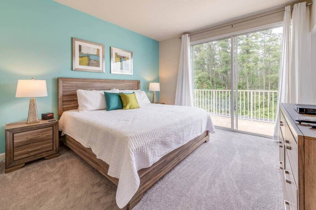 3 chambres, fer et planche à repasser, lit de bébé portatif, Wi-Fi