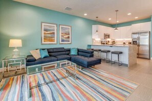 Televisión y oficina 