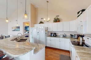 Fridge, microwave, oven, stovetop - Semi Oceanfront Dog-Friendly House private Pool Hot Tub 6 BR (Rodanthe)