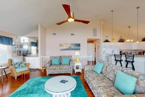 Smart TV, fireplace, DVD player, foosball - Semi Oceanfront Dog-Friendly House private Pool Hot Tub 6 BR (Rodanthe)