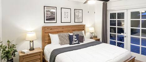 3 bedrooms, in-room safe, iron/ironing board, travel cot