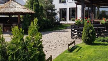 Mặt tiền nơi lưu trú