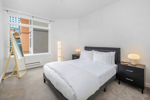1 habitación, tabla de planchar con plancha, wifi y ropa de cama 
