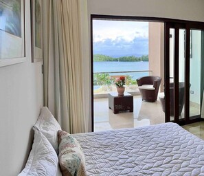 1 chambre, bureau, fer et planche à repasser, Wi-Fi