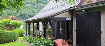 Maison de montagne avec jardin privé fleuri