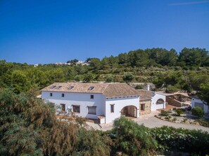 Exterior - Rural Moraira Villa, with own vineyard, 7 bedrooms, 10 min from the beach (Teulada)