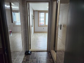 Traditional Room | Free WiFi