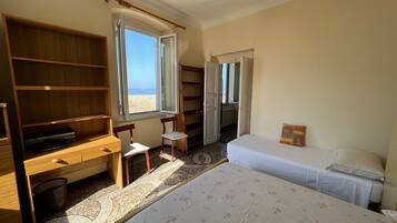 3 Schlafzimmer, Schreibtisch, kostenloses WLAN, Bettwäsche