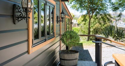 Black Cottage Boutique Accommodation