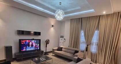 De James Hotels & Suites