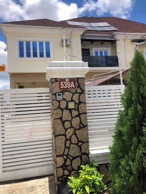 Exterior - De James Hotels & Suites (Abuja)