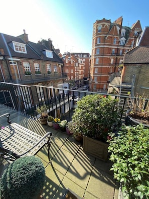 Apartment | Property grounds