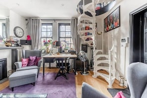 Apartment | Living area