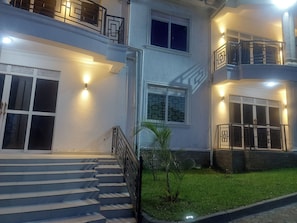 Exterior detail - Cozy 2-bed Apartment in Akright City, Bwebajja (Entebbe)