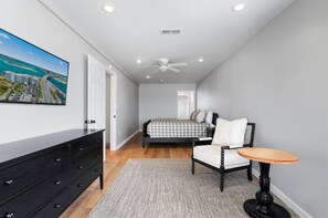 5 Schlafzimmer, Bügeleisen/Bügelbrett, kostenloses WLAN, Bettwäsche