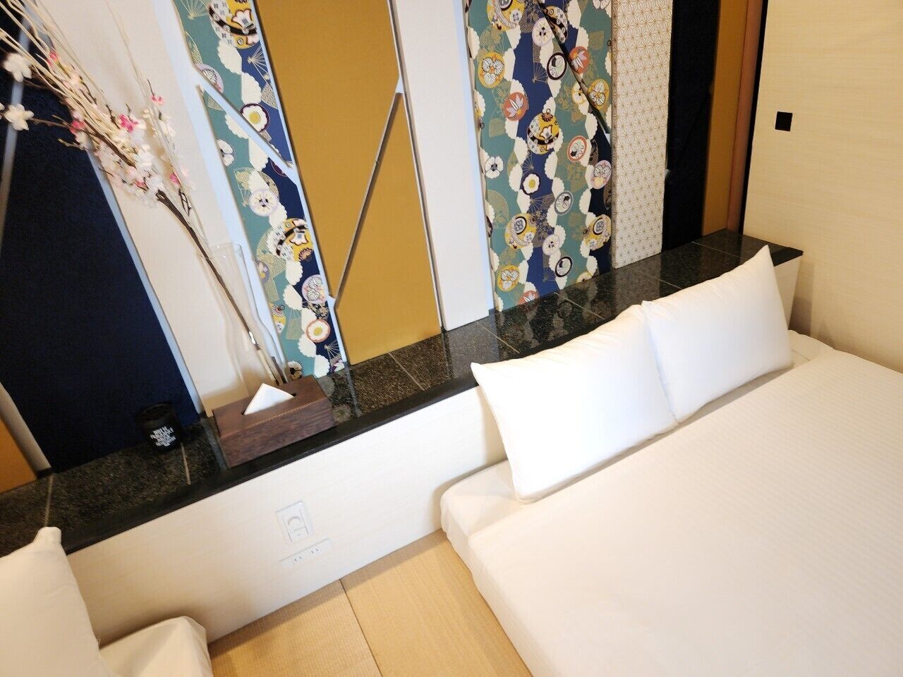 2 室のベッドルーム、アイロン / アイロン台、WiFi、ベッドシーツ