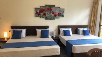 2 bedrooms, desk, soundproofing, iron/ironing board