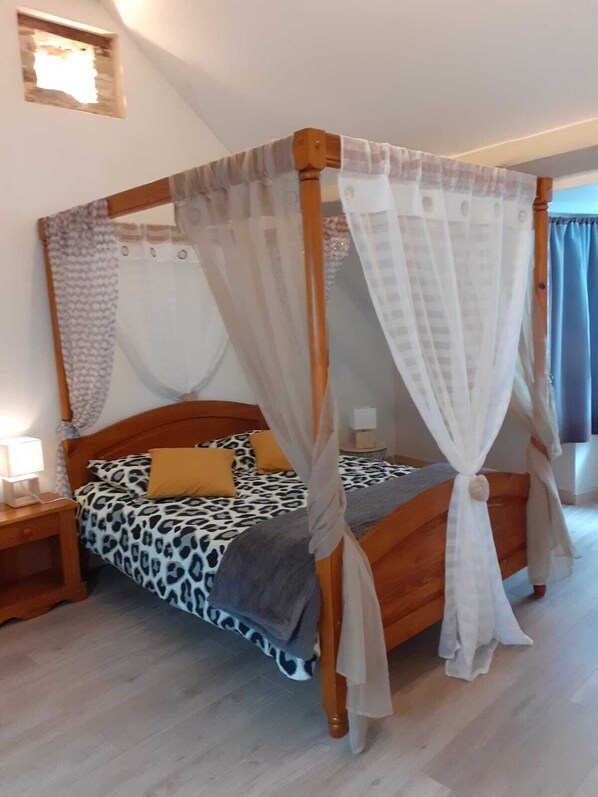 1 bedroom, travel crib, free WiFi, bed sheets