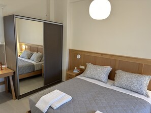 4 dormitorios, tabla de planchar con plancha, wifi y ropa de cama