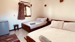 Unclassified image, 5 of 19, button - Ghazala Oasis (Dahab)