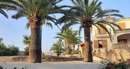 Chalet Exclusivo EN Colonia DE Sant Jordi. A 5 Minutos DE LA Playa ES Trenc