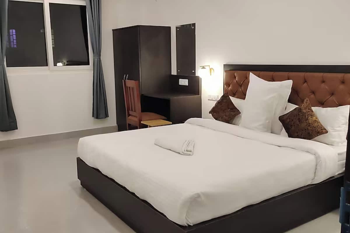 Superior Double Room | Free WiFi, bed sheets