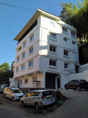 Front of property - Goroomgo Sherabling Gangtok (Gangtok)
