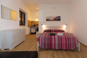 Comfort Room | Bathroom | Free toiletries, hair dryer - Guest House - I Salici (Elice)