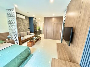 1 bedroom, iron/ironing board, WiFi, bed sheets - Vinhomes Ocean Park Studio Great View (Gia Lam)