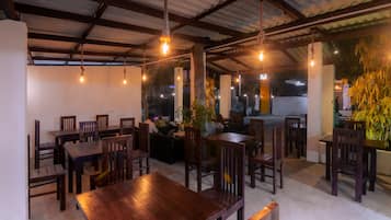Free daily full breakfast