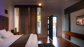 Deluxe Double Room | Premium bedding, down comforters, memory foam beds