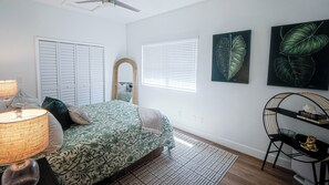 4 bedrooms, desk, iron/ironing board, free WiFi