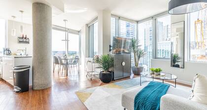 2BR | Gym, Pool | Bellevue | Sophari Towers M