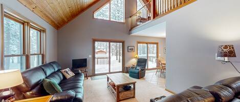 تلفزيون، ألعاب فيديو، مشغل دي في دي، تنس طاولة