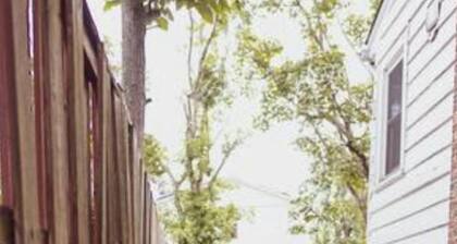 2BR & 1BA Self Contained apartment in vibrant downtown Silver Spring