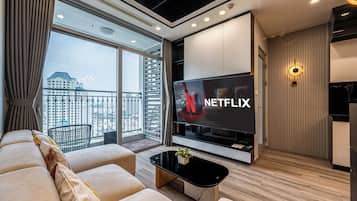 Two Bedroom Deluxe with Balcony | Living room