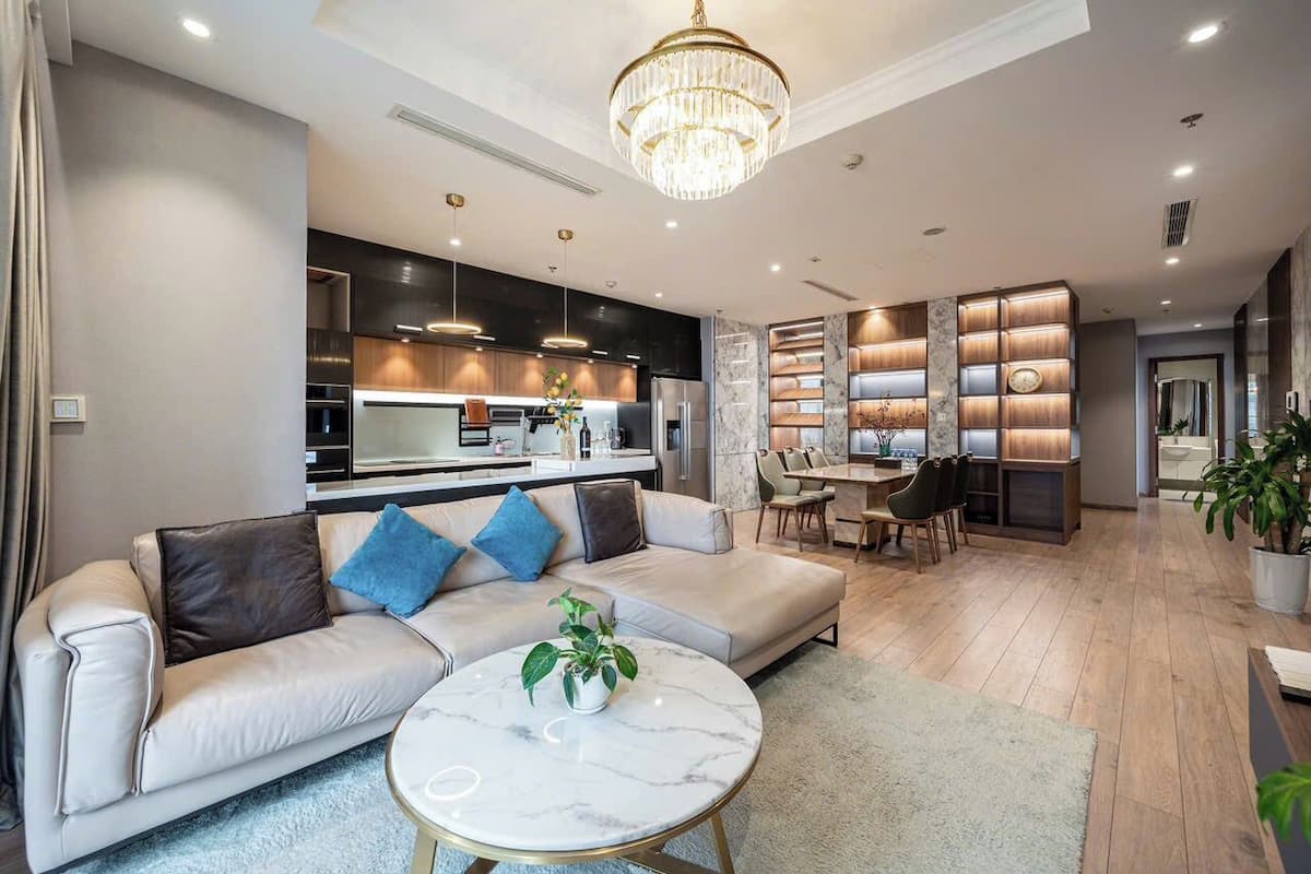4-Bedroom Suite | Living area