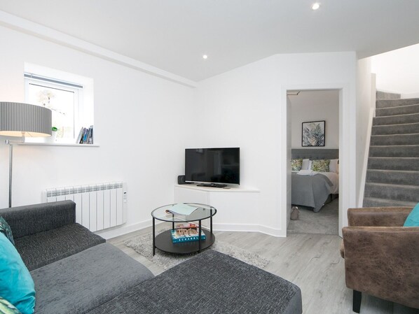 2 chambres, fer et planche Ă repasser, Wi-Fi gratuit, draps fournis