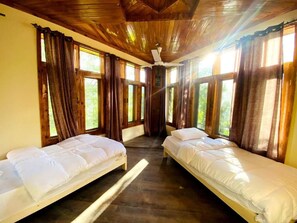 Deluxe Double Room | Iron/ironing board, free WiFi