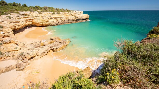 A coastal landscape with a beach, rocky cliffs, and clear turquoise waters. - Casa Galo Verde, 4 persons, super sea view (Porches)