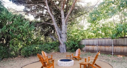 1 Bdrm, Sleeps 4, Close to water, Firepit, Pet friendly, Full Kitchen