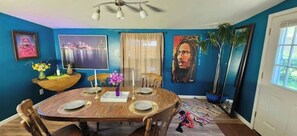 Dining - #TheFloridaRoom sensory oasis w/ king-size master (Romulus)