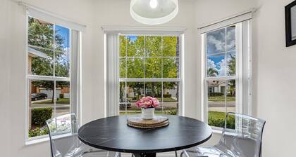 Disney Area 4BR Home with Heated Private Pool