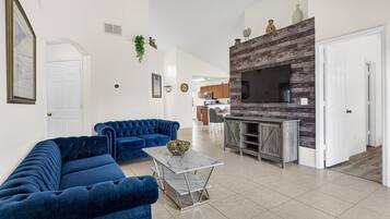 Family House | Living area