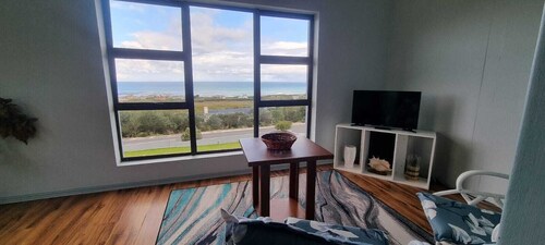 Francin's is nestled at the foot of the Kogelberg mountain with a seaview.